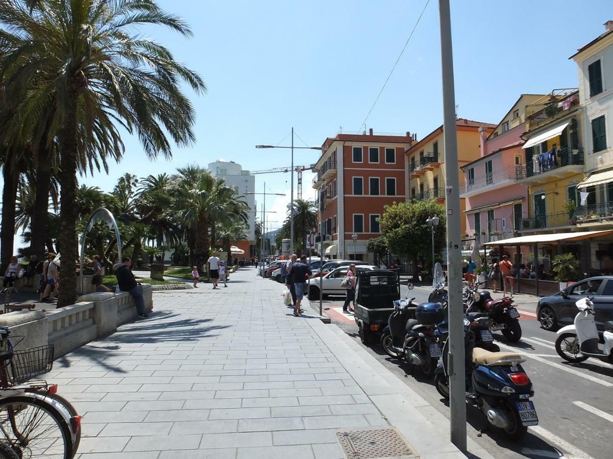 Nido Amico Apartment Loano Exterior photo
